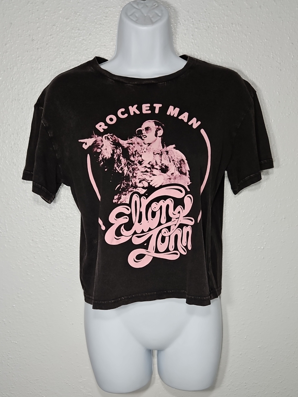 Elton John Rocket Man Black with Pink Print Distressed Cropped Graphic Tee S